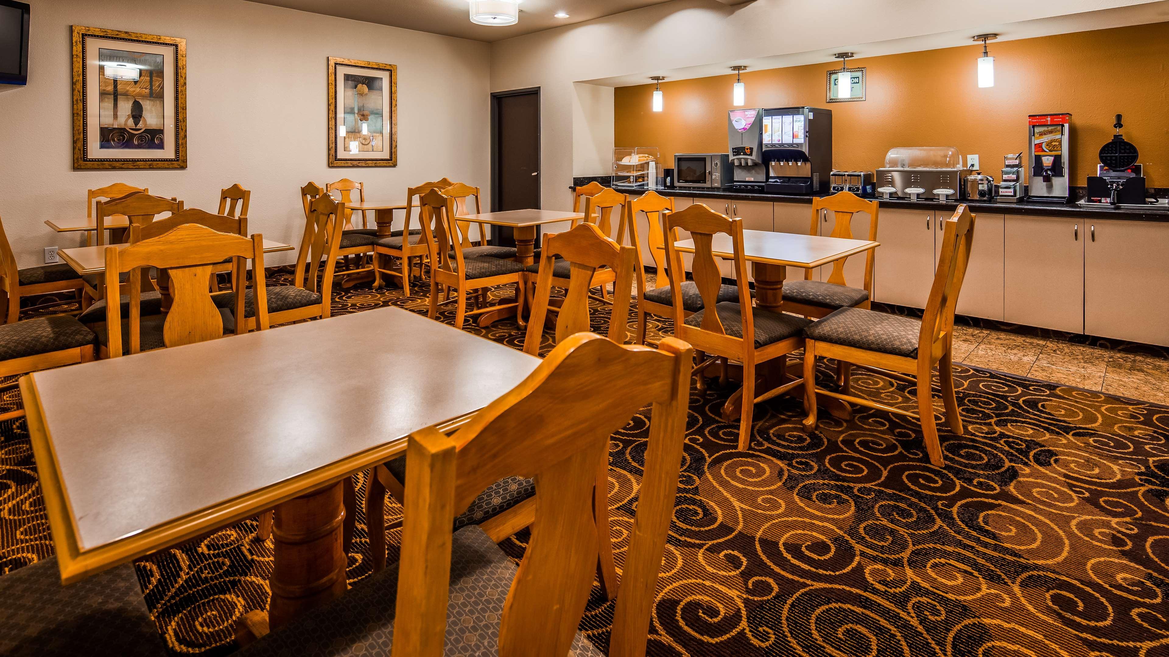 Best Western Northwest Inn Даллас Экстерьер фото